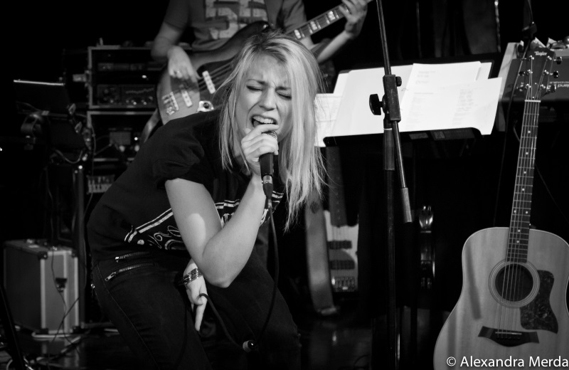 Liveband Graz Steiermark KATHARINA Lead Vocals Liveband Graz Steiermark KATHARINA Lead Vocals
